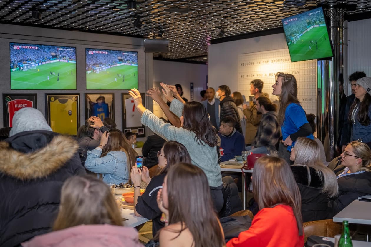 Fifa_WorldCup-Bar_024 (1)